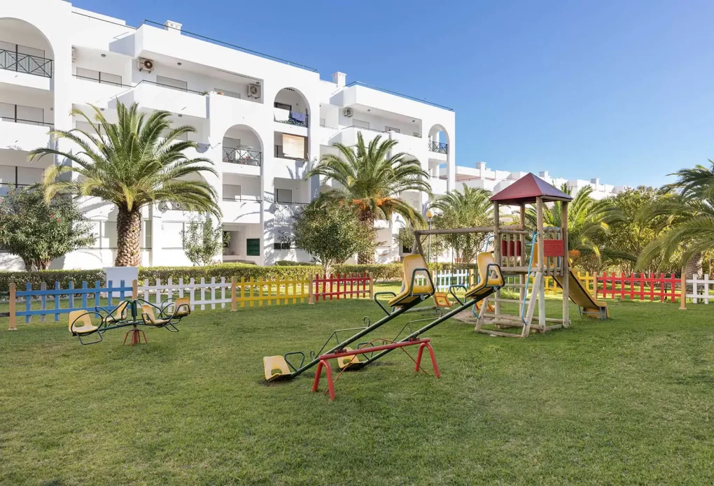 Be Smart Terrace Algarve parque infantil