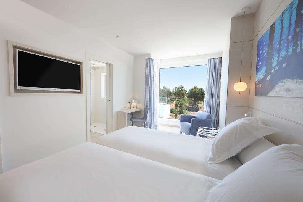 Iberostar Selection Santa Eulalia Ibiza habitaciones 3